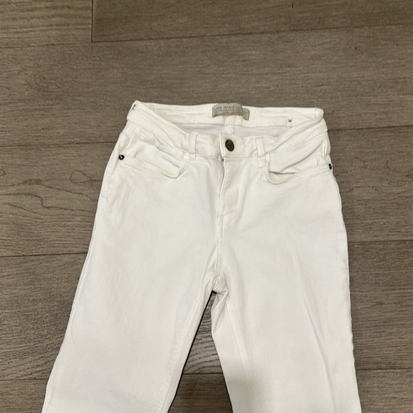 EUC Zara White Skinny Jeans - Picture 3 of 5